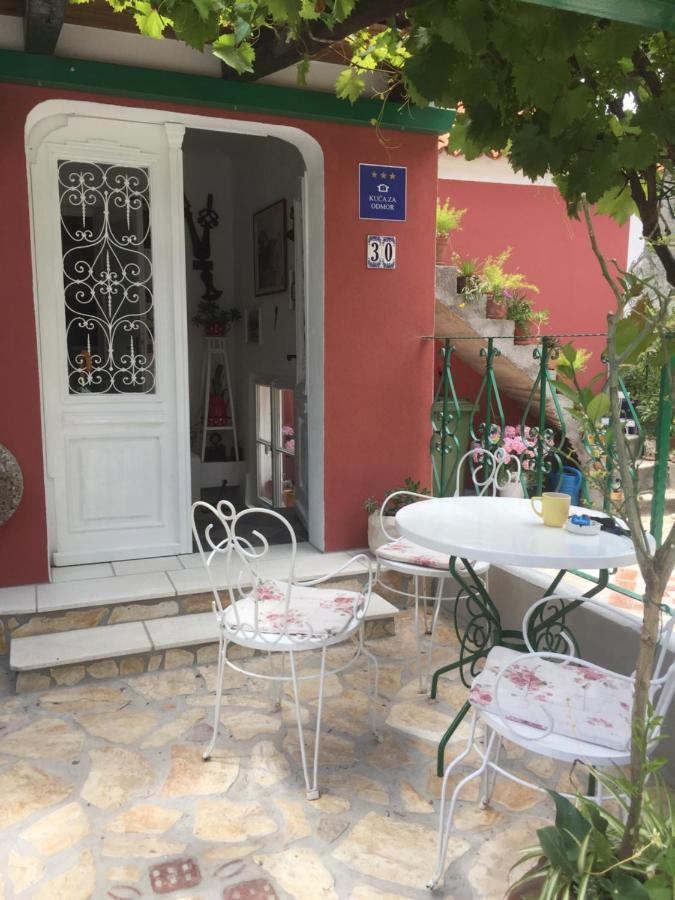 Vintage House For Rent 60M From Sea Daire Baška Voda Dış mekan fotoğraf