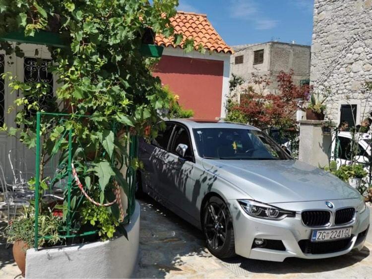 Vintage House For Rent 60M From Sea Daire Baška Voda Dış mekan fotoğraf