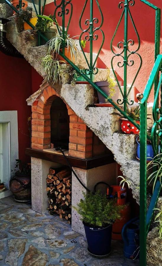 Vintage House For Rent 60M From Sea Daire Baška Voda Dış mekan fotoğraf