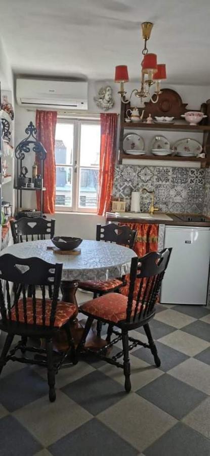 Vintage House For Rent 60M From Sea Daire Baška Voda Dış mekan fotoğraf